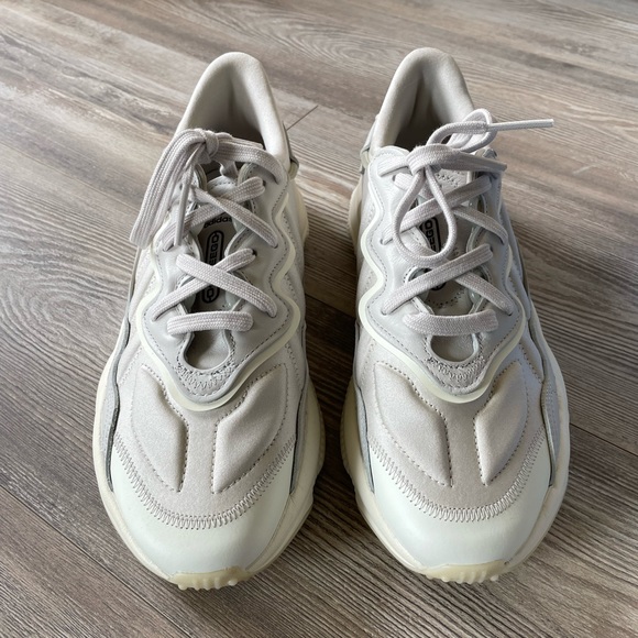 Adidas ozweego - Picture 2 of 4